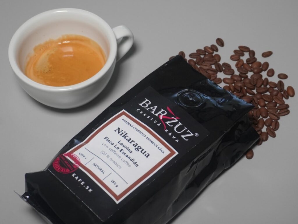 Nikaragua La Escondida Laurina od Barzzuz – espresso, obal a zrna