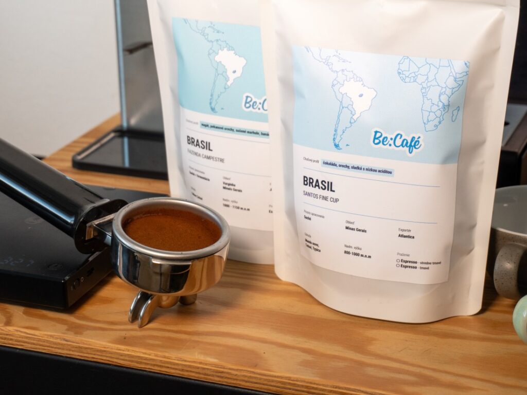 Brasil Fazenda Campestre a Brasil Santos Fine Cup – utampovaná káva v páce
