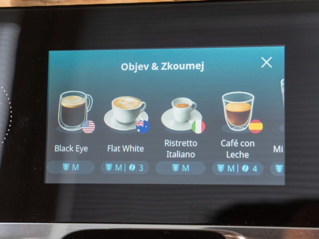 DeLonghi Eletta Ultra - nezvyčajné nápoje