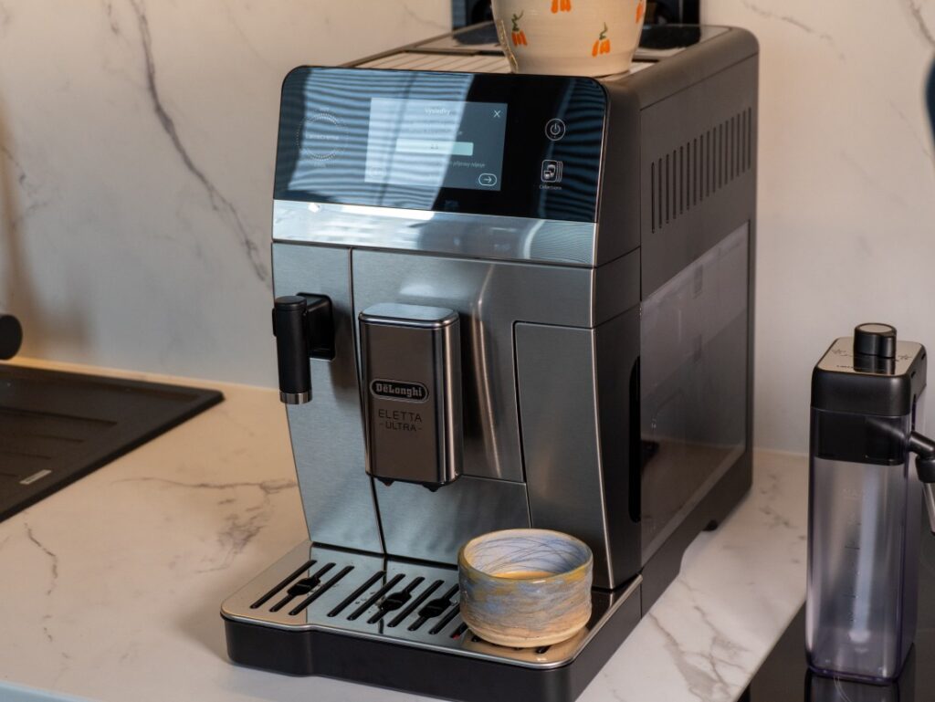 kávovar DeLonghi Eletta Ultra