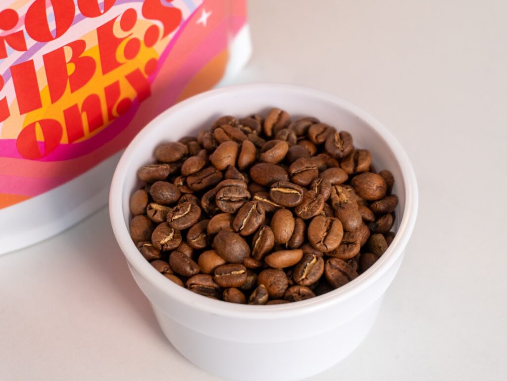 Good Vibes Only od COFFEEIN – světlé pražení – zrno