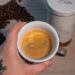 Caffé Molinari Intenso - espresso v ruke