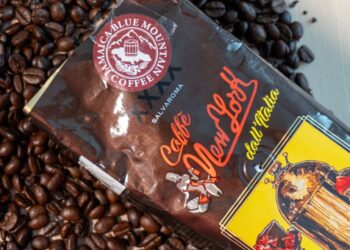 Caffé New York XXXX - zrno a obal