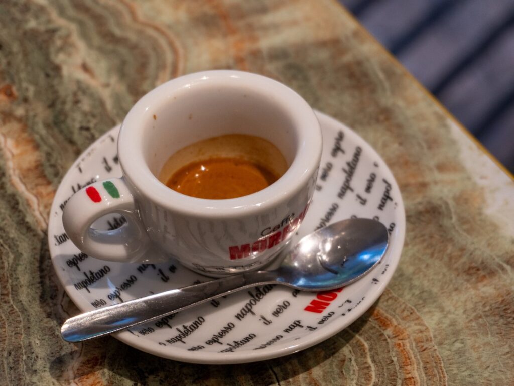 italská káva – Caffé Moreno