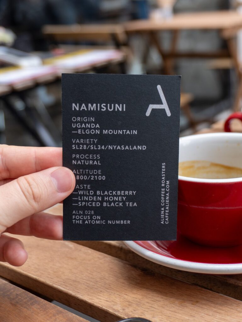 výběrové kavárny v Římě - espresso - Uganda z pražírny Aliena