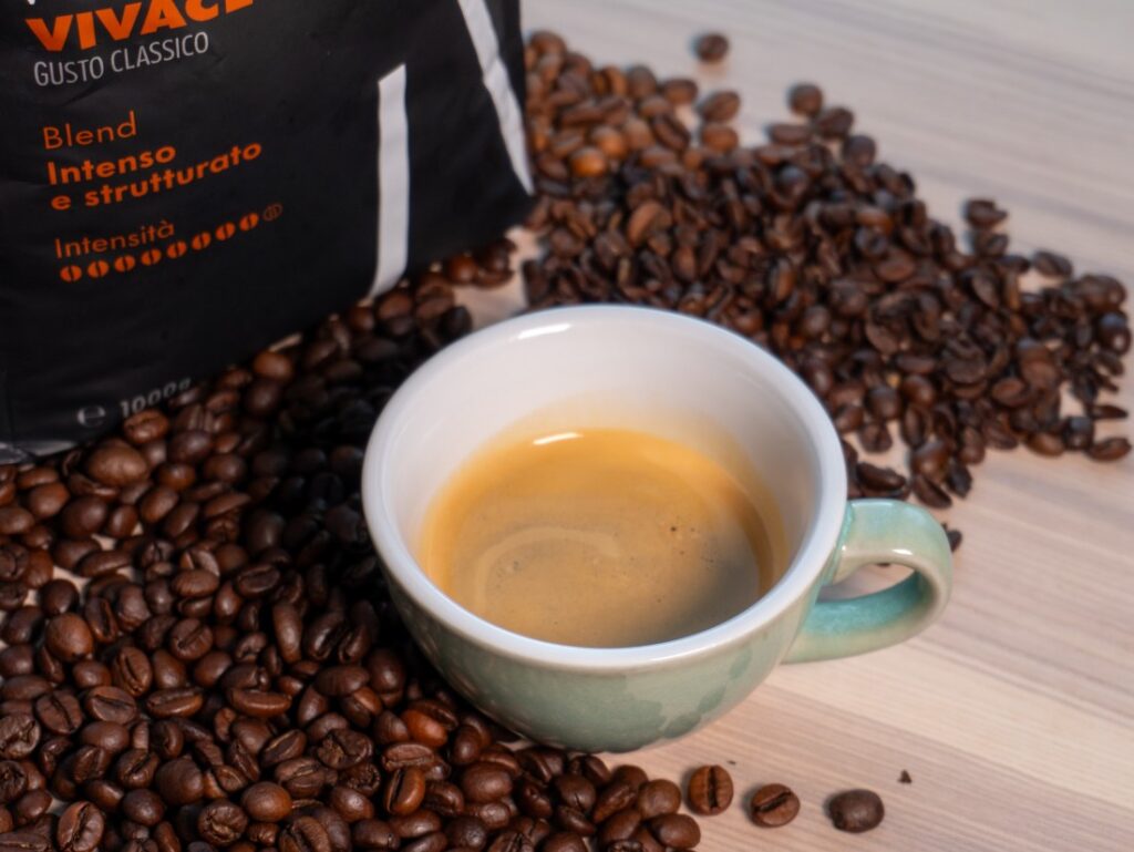 Pellini Vivace Tradizionale – zrno a espresso