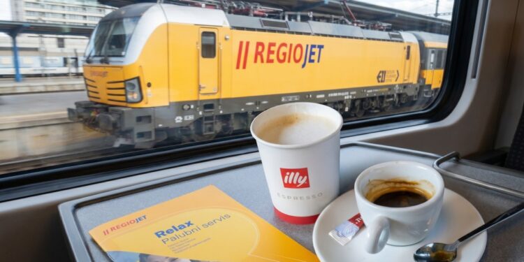 RegioJet - test kávy Illy