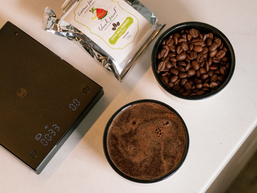 Čierna Perla 11letá káva Kostarika Tarrazu – cupping