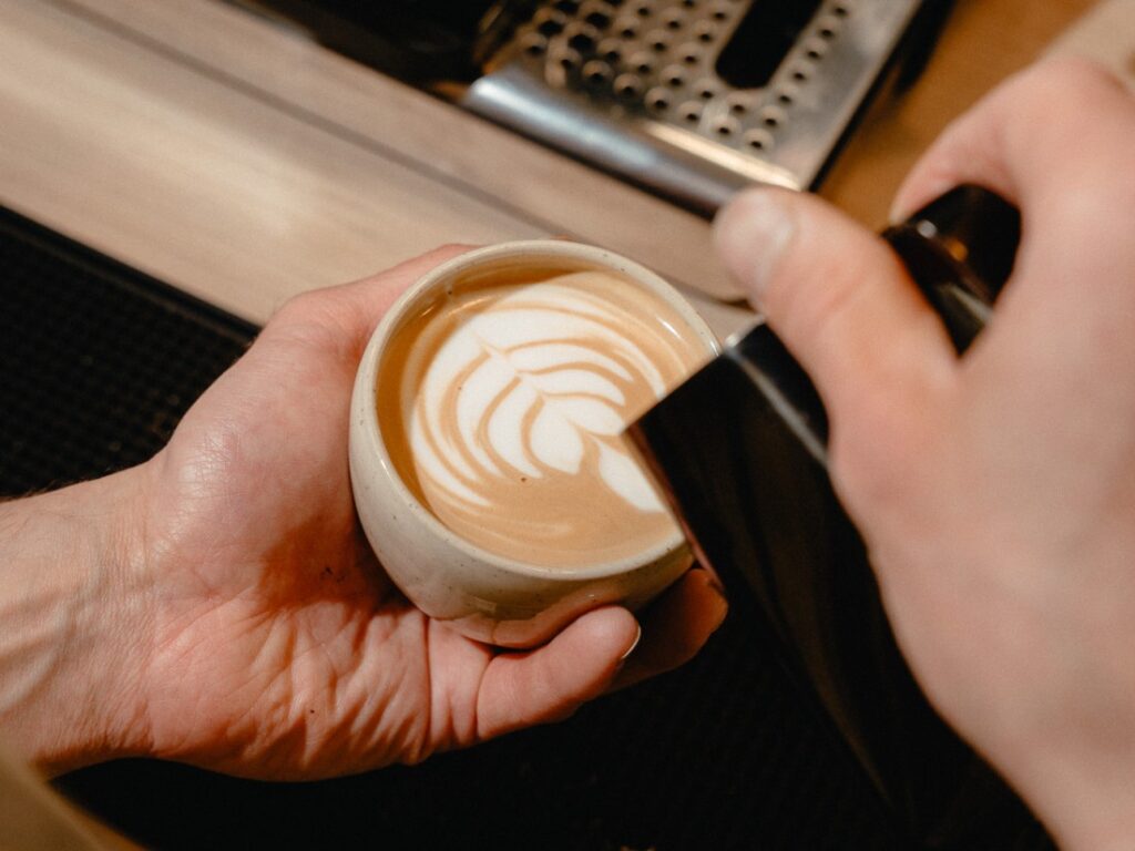 kavárna Výběrovka – Vráble – cappuccino