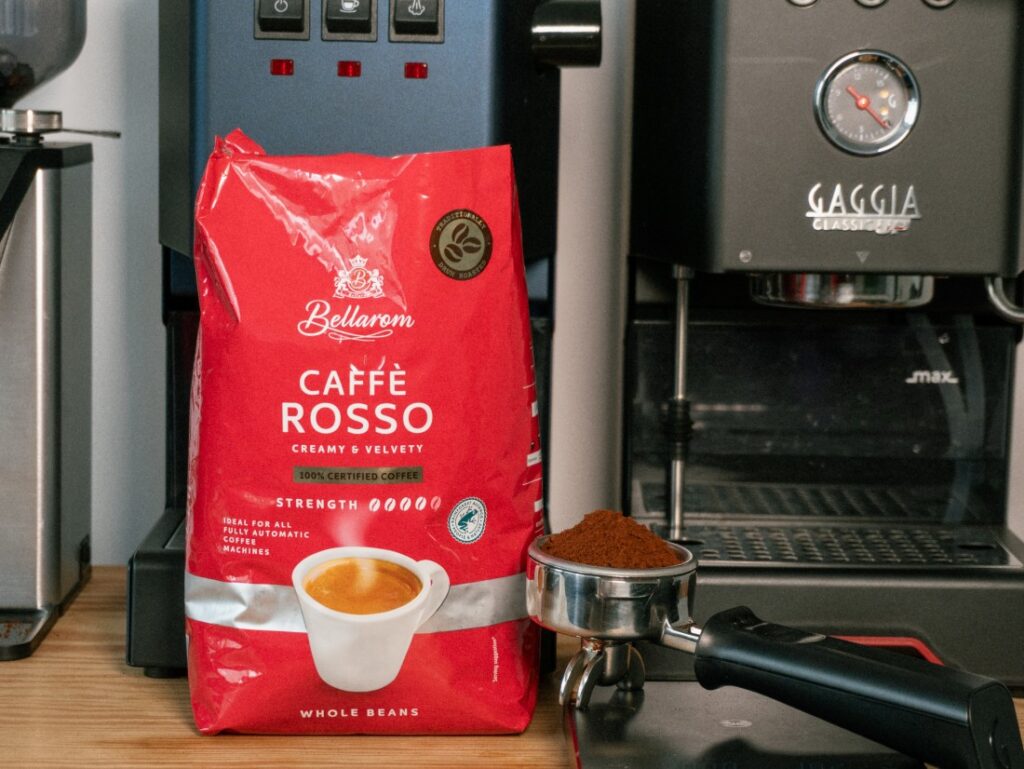 Bellarom Caffé Rosso – mletá káva v páce