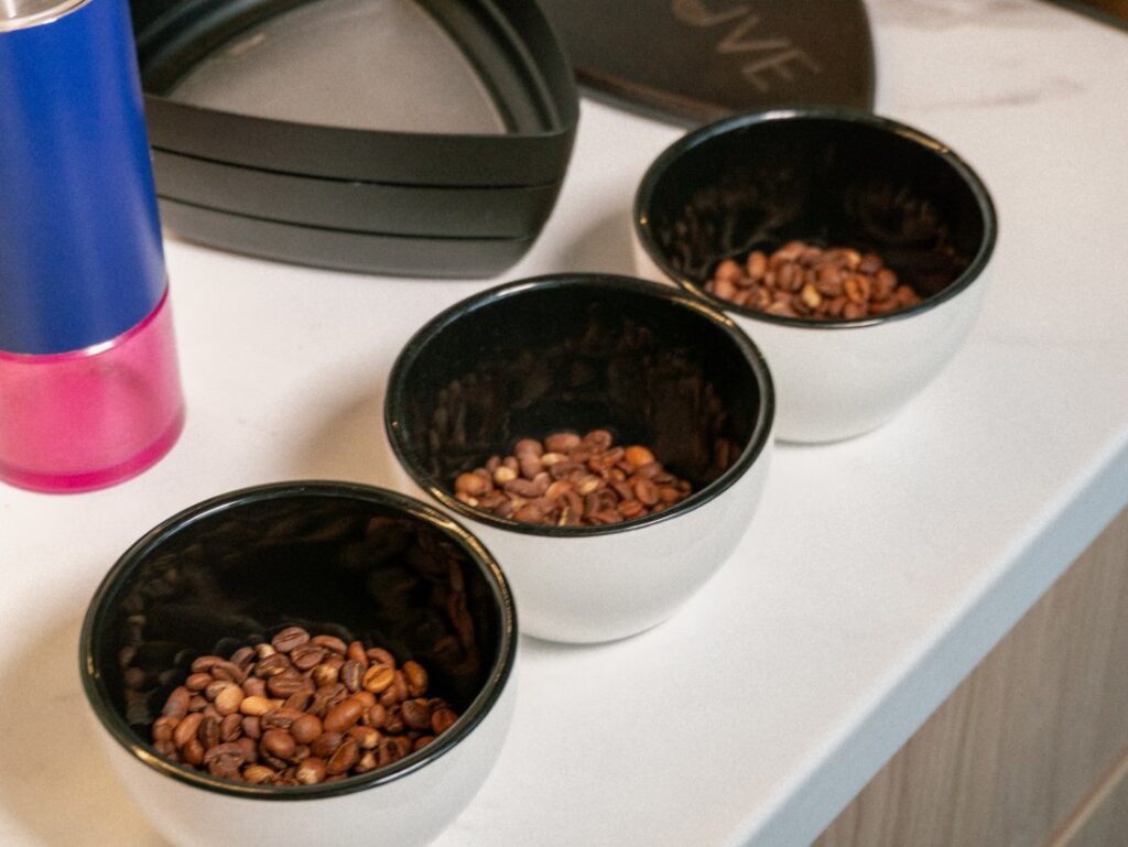 Etiopie Adorsi od COFFEEIN – zrno – experiment