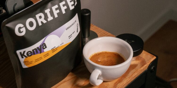 Kenya Kirimahiga AB od Goriffee - espresso na stole